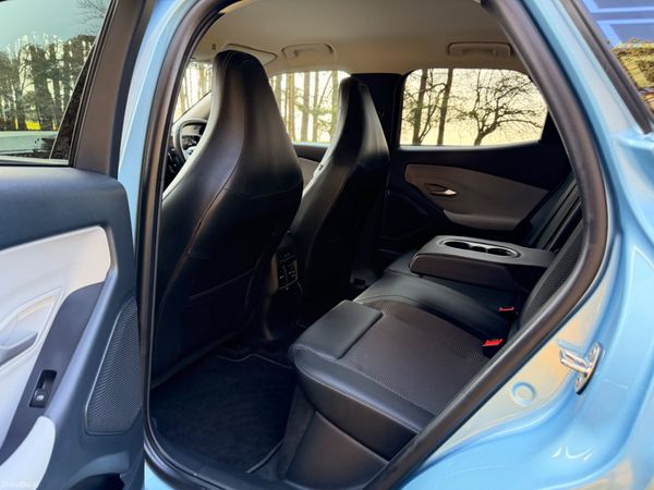 Ford Explorer 2025 Extended Range Factory Options 383043700