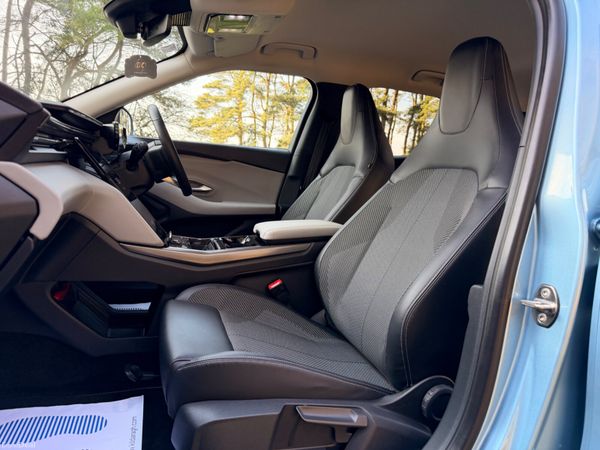 Ford Explorer 2025 Extended Range Factory Options 383043704