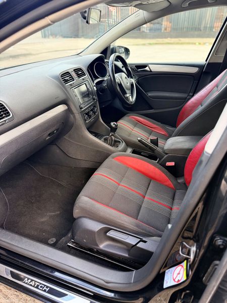 Volkswagen Golf 2012 Apple CarPlay /High spec 383075688