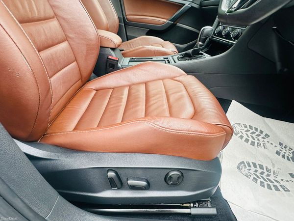 Volkswagen Golf 2016 32K Miles Leather & Car play 383078616