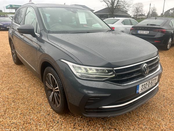 Volkswagen Tiguan Life 2.0 TDI 383092146