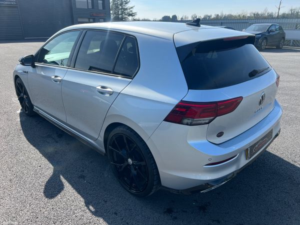 2020 (202) Volkswagen Golf R Line 1.5 TSI 383098192
