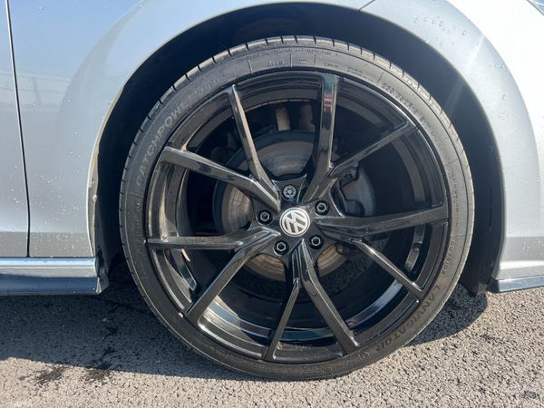 2020 (202) Volkswagen Golf R Line 1.5 TSI 383098194