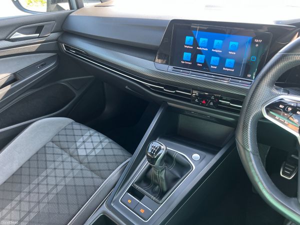 2020 (202) Volkswagen Golf R Line 1.5 TSI 383098210