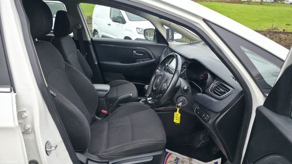 Kia Carens 2017 7 seater 383000928