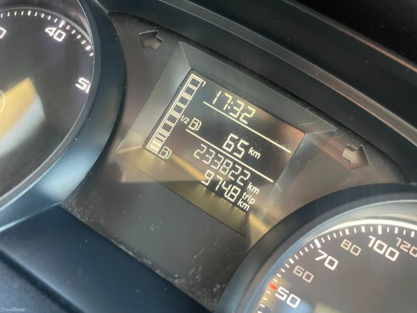 141 SEAT Ibiza FR.. Sunroof Model.. NCT 05/27 383003734