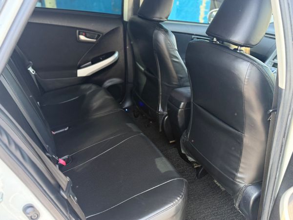 2015 Toyota Prius Hybrid G Spec Automatic 383014018