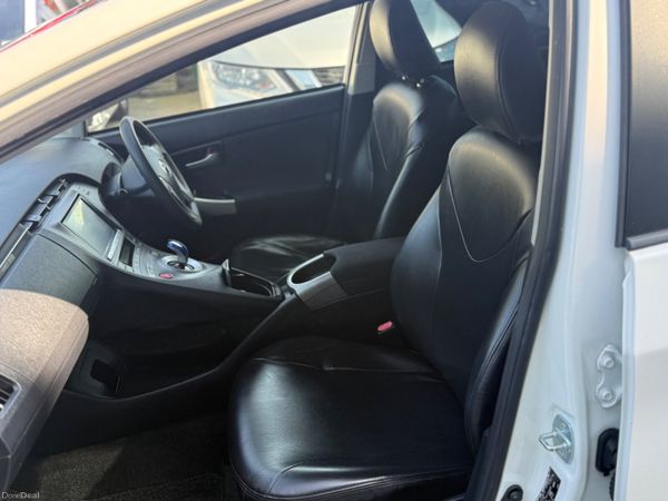 2015 Toyota Prius Hybrid G Spec Automatic 383014034