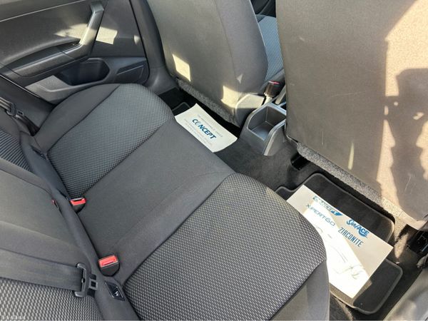 Volkswagen Polo LOW MILEAGE TRENDLINE 1.0 MANUAL 5 383021230