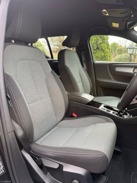 Stunning 231 Volvo XC40 PHEV! 383039436