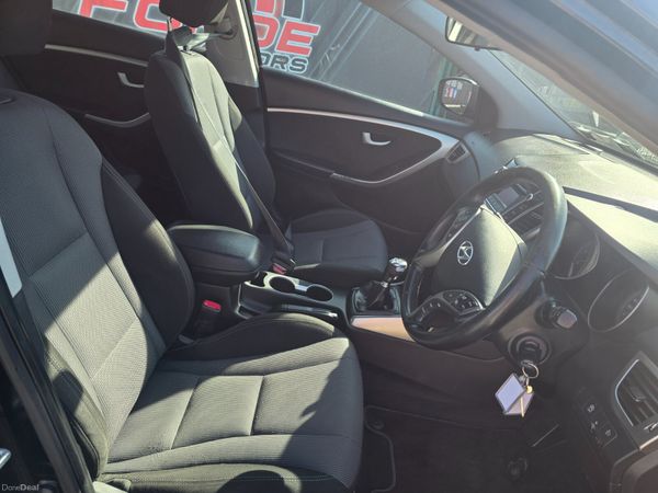 Hyundai i30 2014 383151790