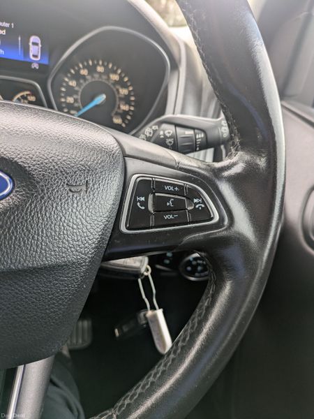 FORD FOCUS ZETEC 2016 NCT & TAX 383161456