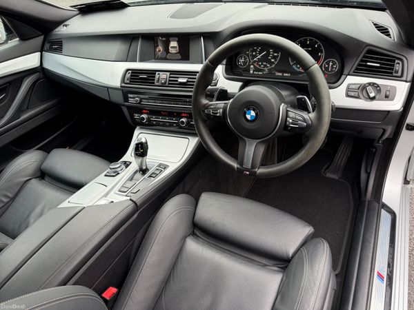Stunning BMW 520d M-Sport Touring! 383176082