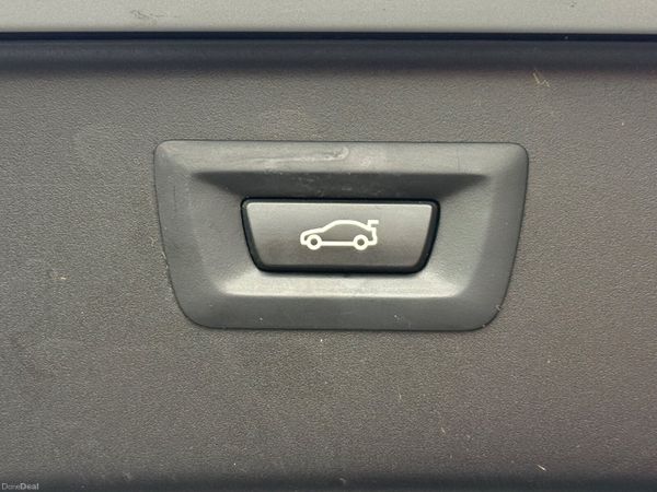 Stunning BMW 520d M-Sport Touring! 383176084