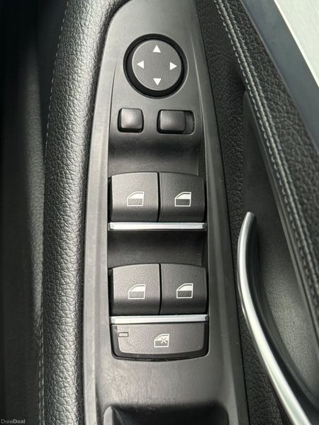 Stunning BMW 520d M-Sport Touring! 383176096