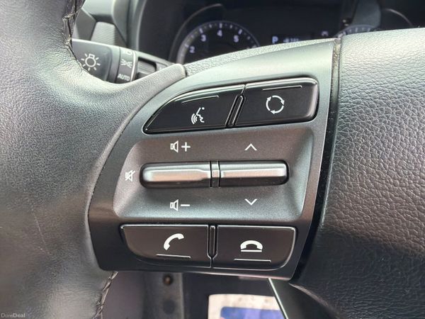 Hyundai KONA 2018 premium 4WD Automatic 383118944