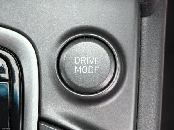 Hyundai KONA 2018 premium 4WD Automatic 383119034