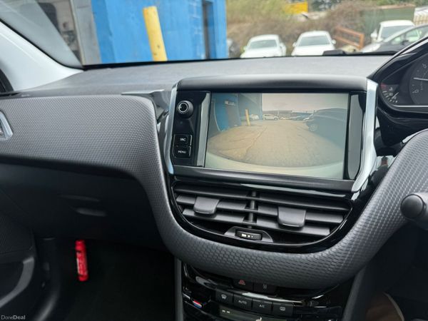 2017 Peugeot 208 Allure Automatic  / Panaromic 383122180