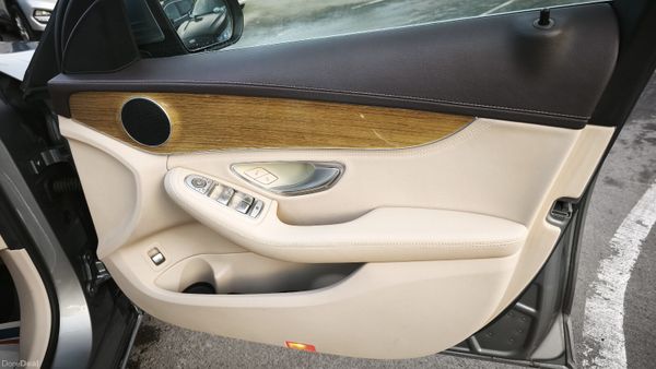 2016 Mercedes C-Class 32k Km only 1Yr Warranty 383129342