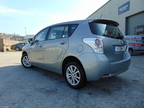 2011 Toyota Verso 2.0 D-4D LUNA RC 5DR 383242758