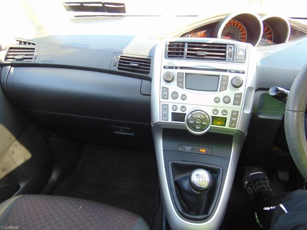 2011 Toyota Verso 2.0 D-4D LUNA RC 5DR 383242772