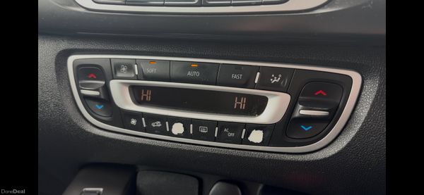 Renault Grand Scenic 2015 383280380