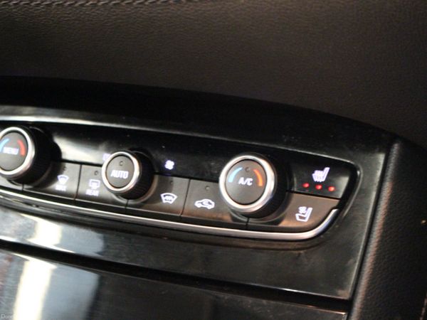 2019 Vauxhall Grandland X - Loaded with extras 383289628