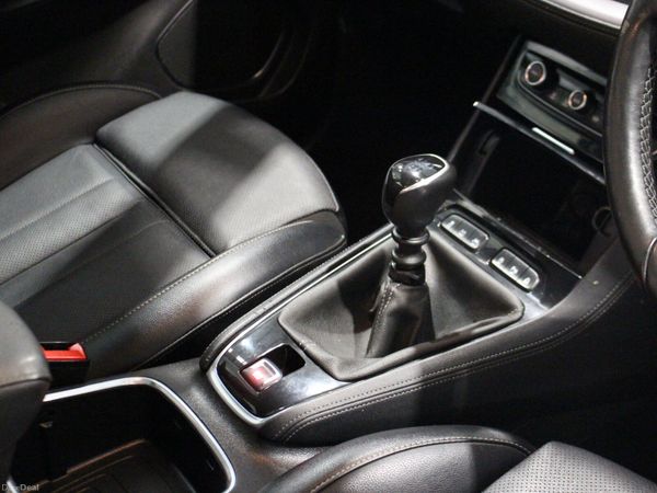 2019 Vauxhall Grandland X - Loaded with extras 383289634