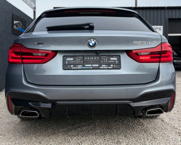 BMW 5 Series G31 X Drive M Sport 2020 383292712