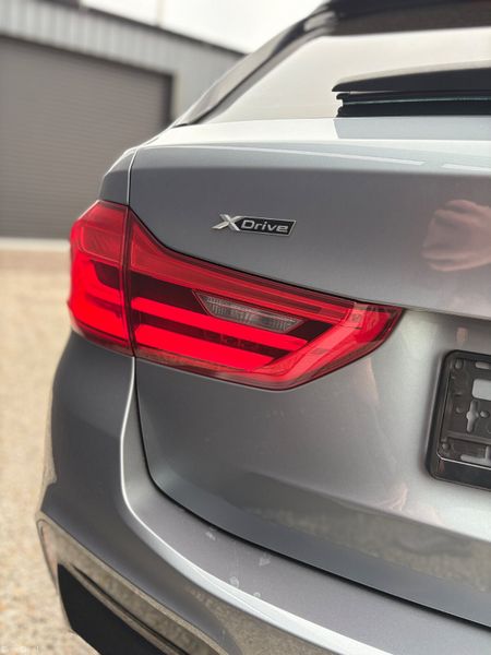 BMW 5 Series G31 X Drive M Sport 2020 383292734