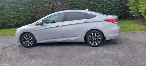 Hyundai i40 2019 383206392