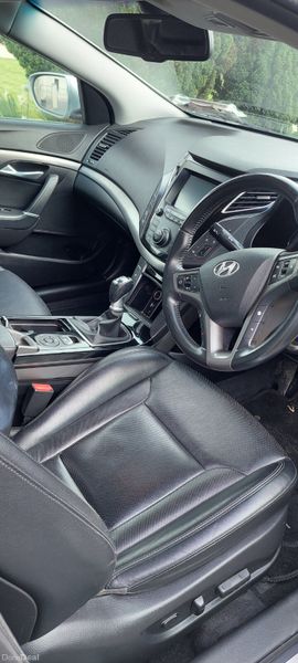 Hyundai i40 2019 383206406