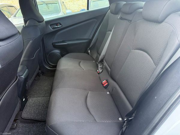 2022 Toyota Prius 1.8 Hybrid 383225192