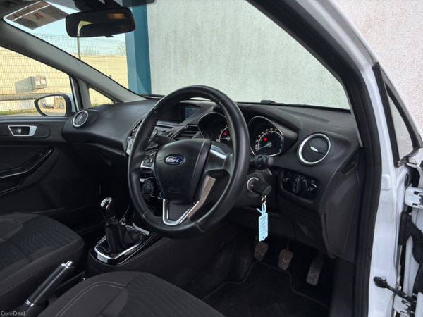 Ford Fiesta ZETEC FRESH NCT 383369848