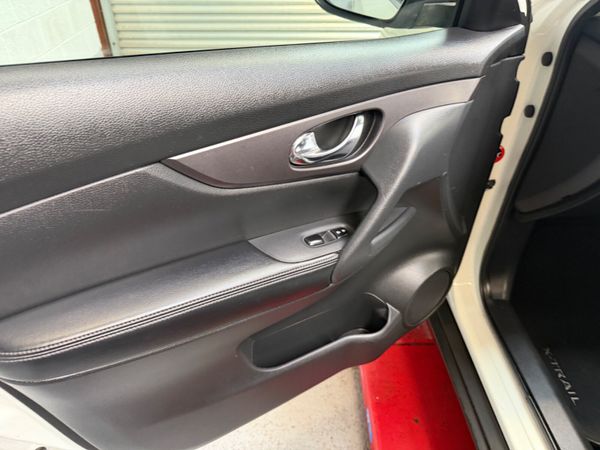 Nissan X-Trail 2016    7 Seats ! 383371074