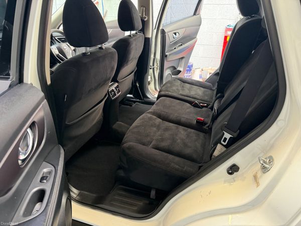 Nissan X-Trail 2016    7 Seats ! 383371078