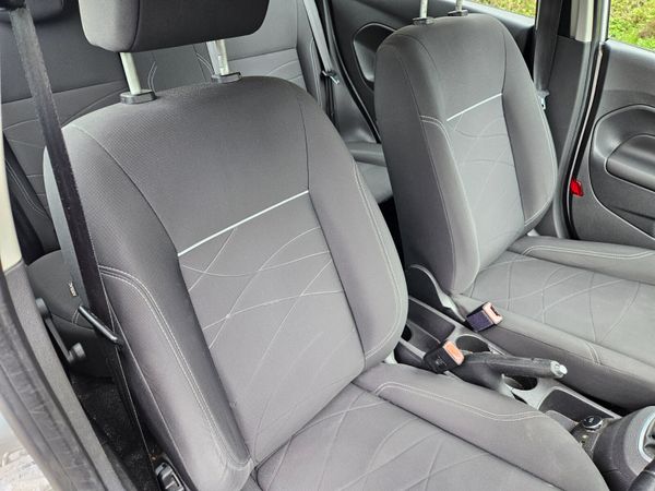 Ford Fiesta 2014 1.2 zetec low mileage 383386512