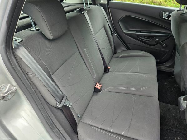 Ford Fiesta 2014 1.2 zetec low mileage 383386526