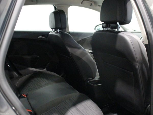 Opel Astra 2015 383388868