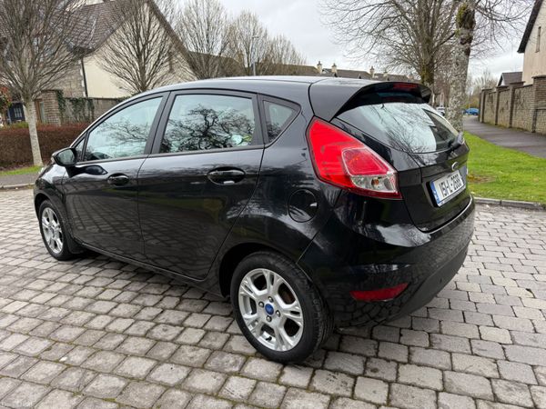 Ford Fiesta 2015 ZETEC 1.5 TDCI 383391674