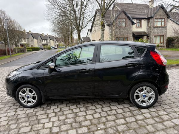 Ford Fiesta 2015 ZETEC 1.5 TDCI 383391678