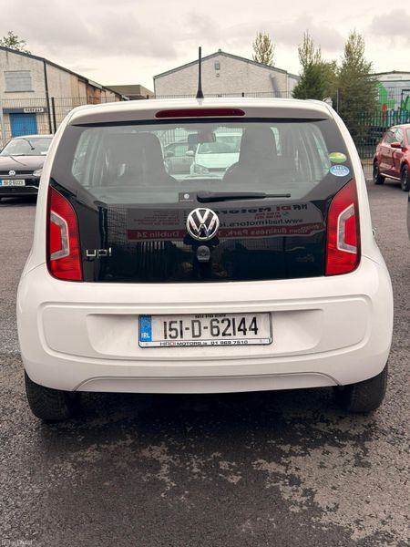 Volkswagen up! 2015 383305166