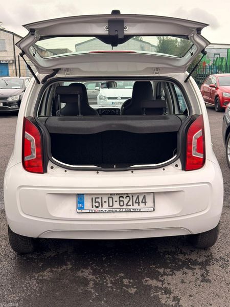 Volkswagen up! 2015 383305236