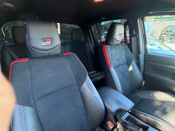 23 TOYOTA HILUX GR SPORT 4WD 383307762