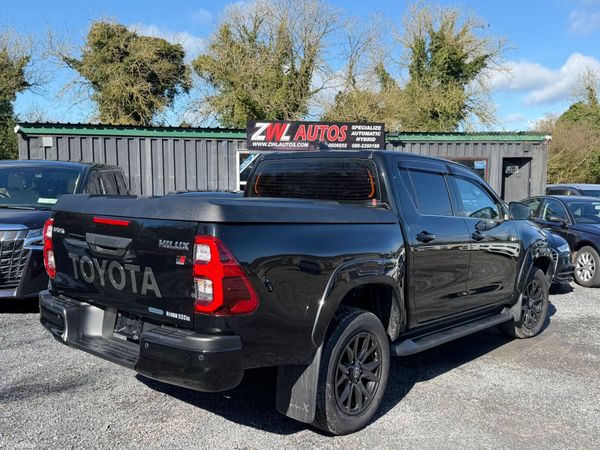 23 TOYOTA HILUX GR SPORT 4WD 383307714