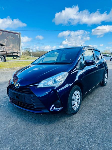 TOYOTA VITZ 2018 1.5L PETROL HYBRID 383309594