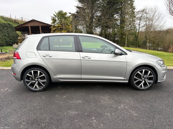 2017 Volkswagen Golf 1.6 TDI Manual 383451182