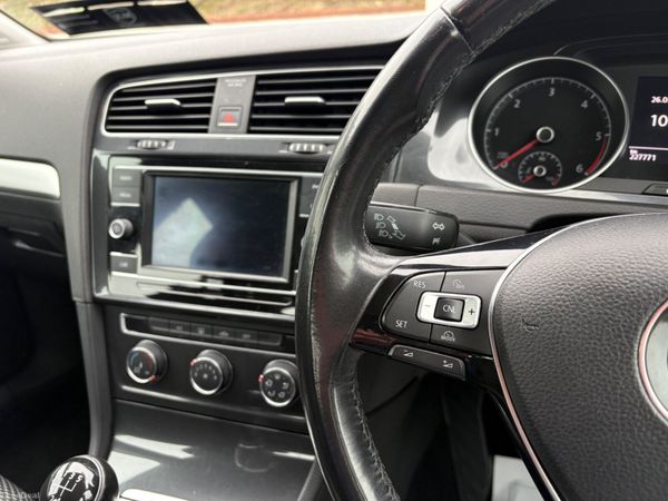 2017 Volkswagen Golf 1.6 TDI Manual 383451188