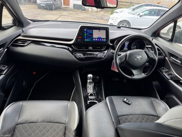 Toyota CHR G LED White Leather Trim 2019 383466610