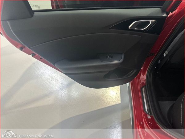 Kia Ceed 1.6 MHEV Diesel GT Line 383474768